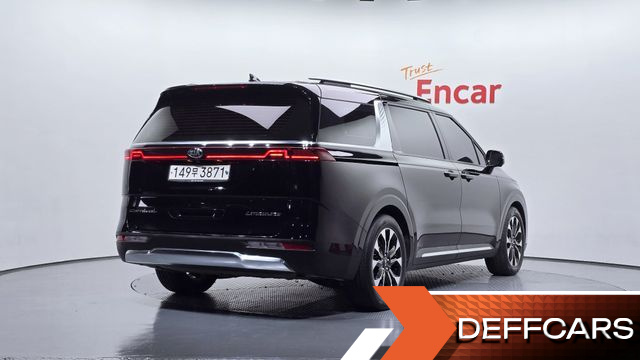 Kia CARNIVAL 7-Seater Noblesse купить на сайте DeffCars