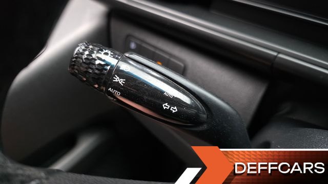 Hyundai STARIA 4WD Tourer 11-Seater Modern купить на сайте DeffCars