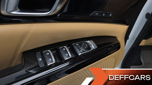 Kia CARNIVAL 9-Seater Signature купить на сайте DeffCars