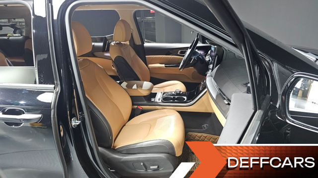Kia CARNIVAL Diesel 9-Seater Signature купить на сайте DeffCars