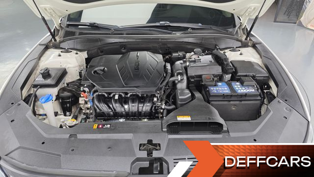 Hyundai GRANDEUR 2.5 Premium Choice купить на сайте DeffCars