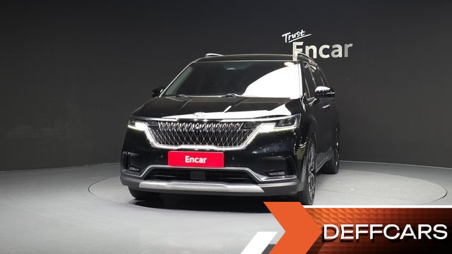 Kia CARNIVAL 9-Seater Signature купить на сайте DeffCars