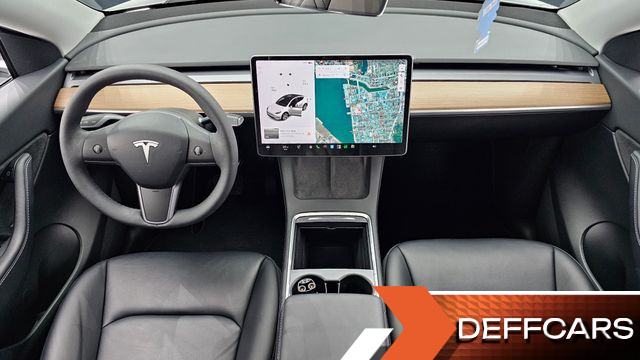 Tesla MODEL Y Long Range AWD купить на сайте DeffCars