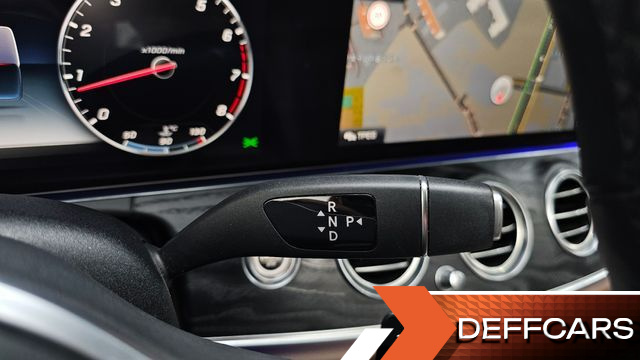 Mercedes E-CLASS E300 4MATIC Avnatgarde купить на сайте DeffCars