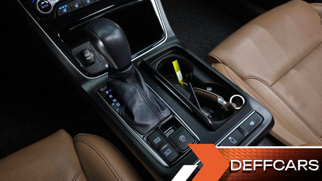 Hyundai GRANDEUR 3.0 Exclusive Special купить на сайте DeffCars