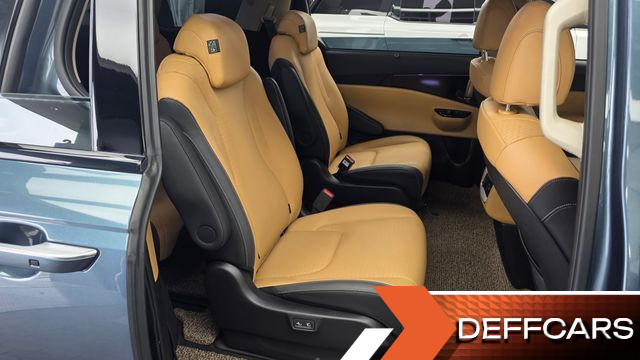 Kia CARNIVAL Diesel 9-Seater Signature купить на сайте DeffCars