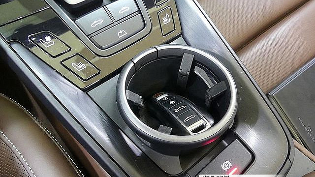 Porsche 911 Carrera 4 GTS Cabriolet купить на сайте DeffCars