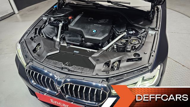 BMW 5-SERIES 520i M Sport купить на сайте DeffCars