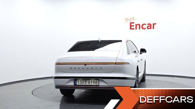 Hyundai GRANDEUR Premium купить на сайте DeffCars