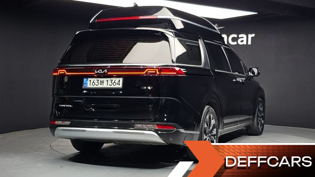 Kia CARNIVAL Gasoline 7-Seater Hi-Limousine Signature купить на сайте DeffCars