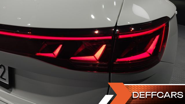 Volkswagen TOUAREG 3.0 TDI Prestige купить на сайте DeffCars