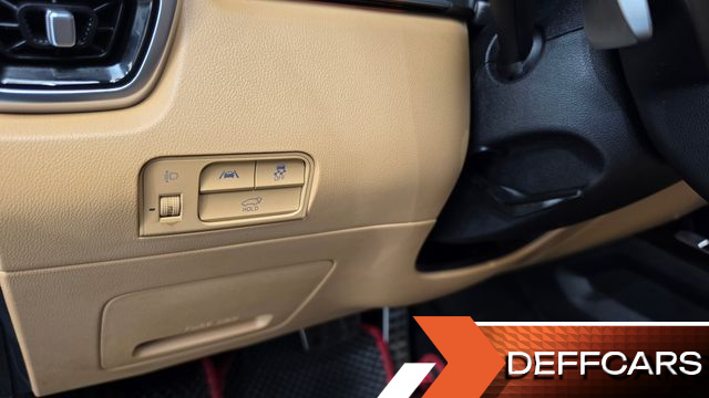 Kia SORENTO HEV 1.6 2WD Gravity купить на сайте DeffCars