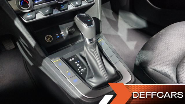 Hyundai AVANTE 1.6 Smart купить на сайте DeffCars