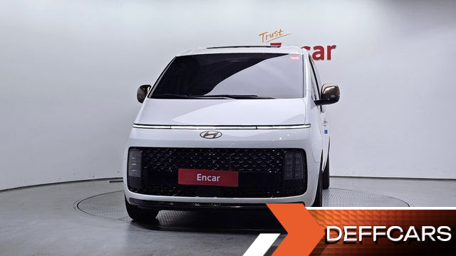 Hyundai STARIA 4WD Lounge 9-Seater Inspiration купить на сайте DeffCars