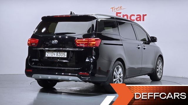 Kia CARNIVAL 9-Seater Prstige купить на сайте DeffCars