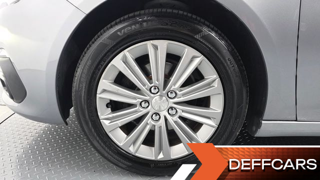 Peugeot 308 1.6 BlueHDi Allure купить на сайте DeffCars