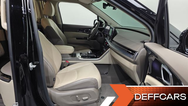 Kia CARNIVAL Gasoline 4-Seater Hi-Limousine Signature купить на сайте DeffCars