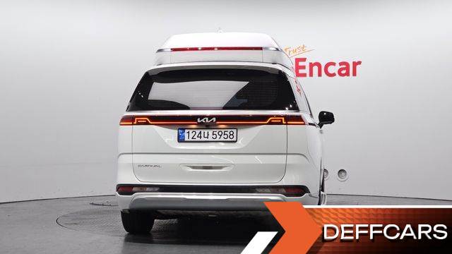 Kia CARNIVAL Gasoline 9-Seater Hi-Limousine Signature купить на сайте DeffCars