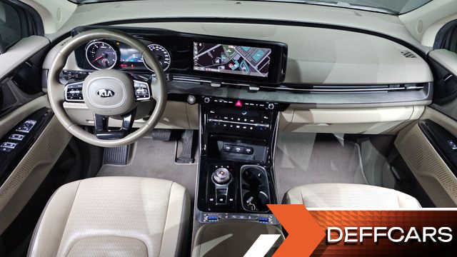 Kia CARNIVAL 9-Seater Noblesse купить на сайте DeffCars