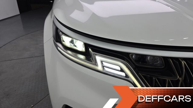 Kia CARNIVAL 9-Seater Prestige купить на сайте DeffCars