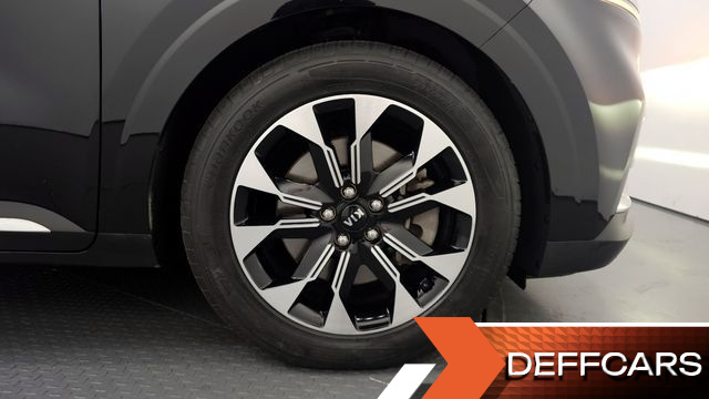 Kia CARNIVAL 7-Seater Signature купить на сайте DeffCars