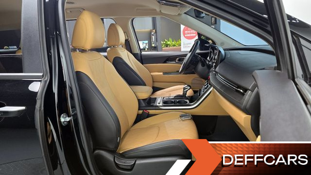 Kia CARNIVAL 9-Seater Prestige купить на сайте DeffCars