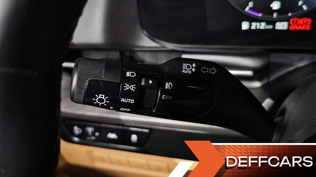 Kia CARNIVAL Gasoline 7-Seater Signature купить на сайте DeffCars