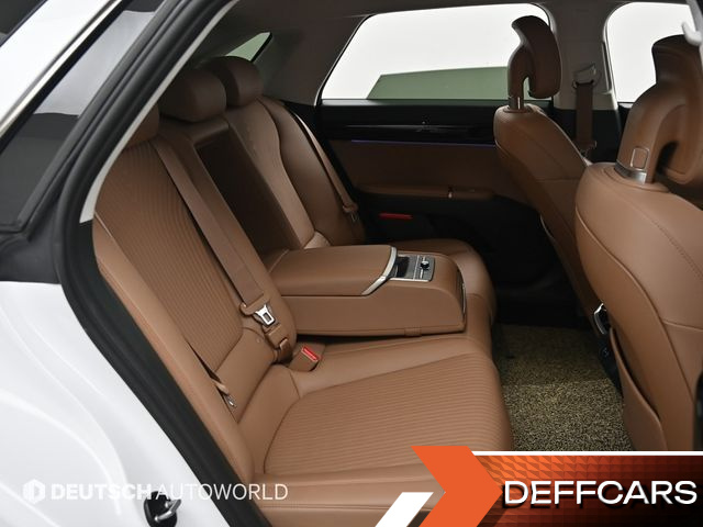 Hyundai GRANDEUR 2,5 Gasoline 2WD Calligraphy купить на сайте DeffCars