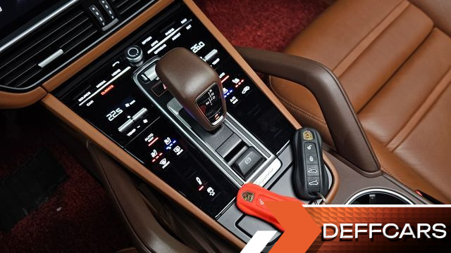 Porsche CAYENNE 3.0 PLATINUM EDITION купить на сайте DeffCars