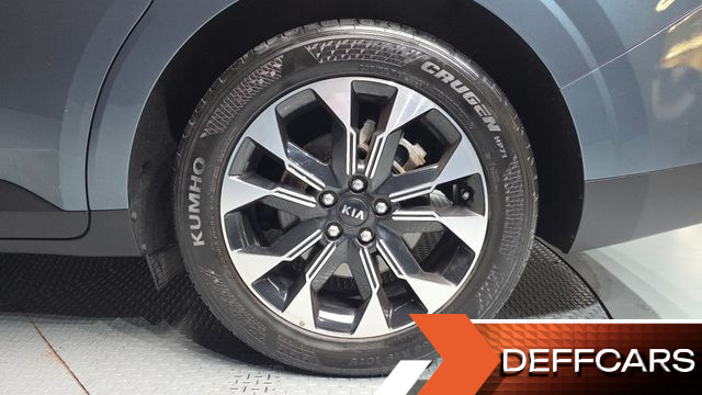 Kia CARNIVAL 9-Seater Prestige купить на сайте DeffCars