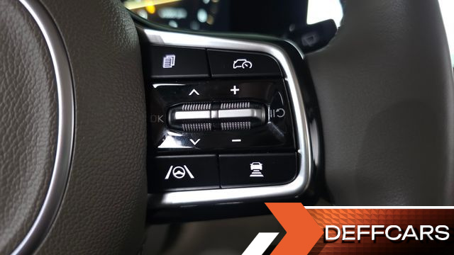 Kia CARNIVAL Gasoline 9-Seater Gravity купить на сайте DeffCars