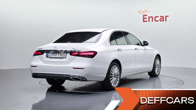 Mercedes E-CLASS E220d 4MATIC Exclusive купить на сайте DeffCars