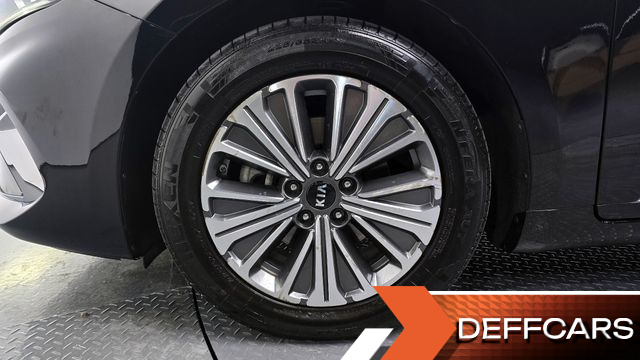 Kia K7 Signature купить на сайте DeffCars