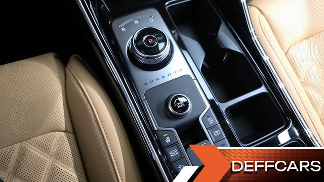 Kia SORENTO Gasoline 2.5T 2WD Signature купить на сайте DeffCars