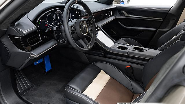 Porsche TAYCAN Turbo купить на сайте DeffCars