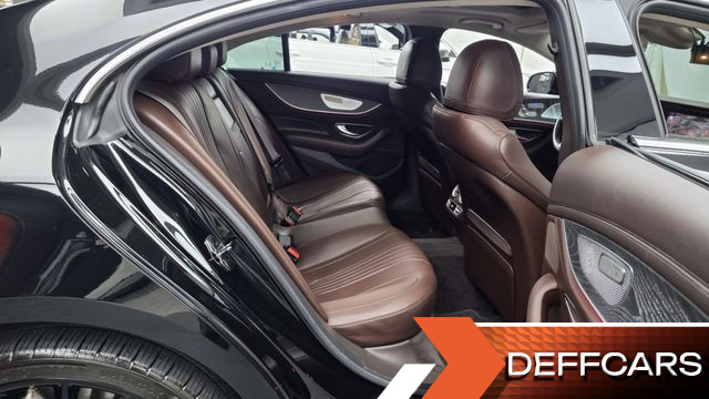 Mercedes CLS-CLASS CLS450 4MATIC AMG Line купить на сайте DeffCars