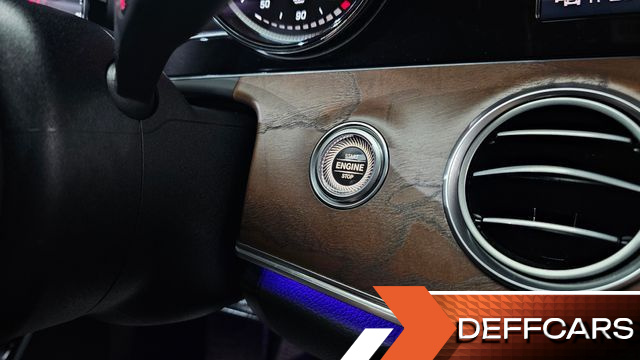Mercedes E-CLASS E220d 4MATIC Exclusive купить на сайте DeffCars