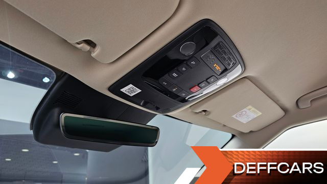 Kia CARNIVAL 9-Seater Noblesse купить на сайте DeffCars