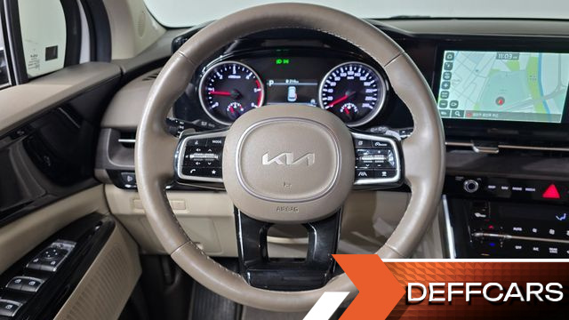 Kia CARNIVAL 7-Seater Noblesse купить на сайте DeffCars