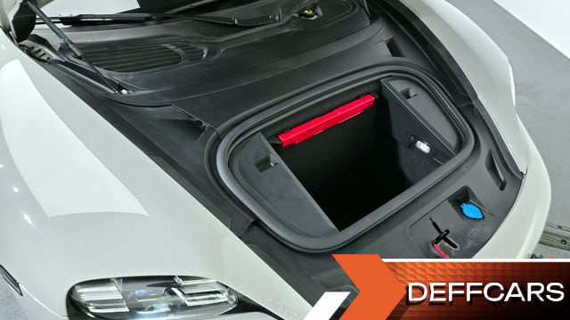 Porsche TAYCAN Base купить на сайте DeffCars