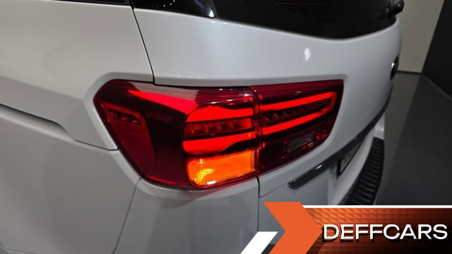 Kia CARNIVAL 9-Seater Luxury купить на сайте DeffCars