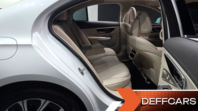 Mercedes E-CLASS E300 4MATIC Exclusive купить на сайте DeffCars