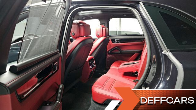 Porsche CAYENNE 3.0 купить на сайте DeffCars