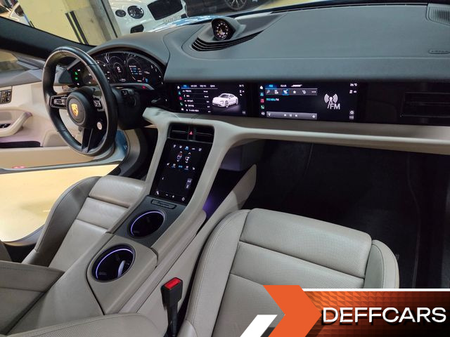 Porsche TAYCAN 4S купить на сайте DeffCars