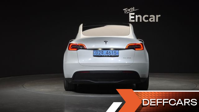 Tesla MODEL Y Long Range AWD купить на сайте DeffCars