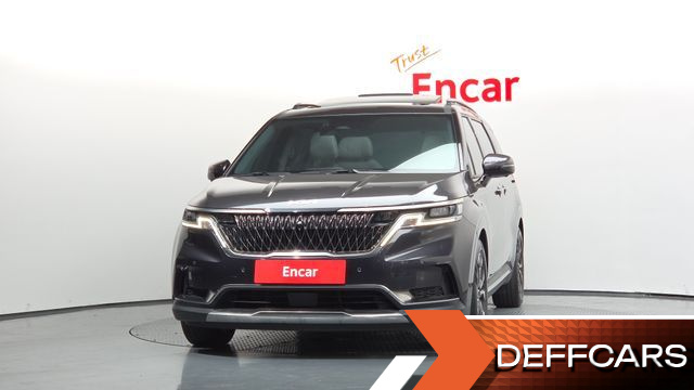 Kia CARNIVAL 7-Seater Signature купить на сайте DeffCars