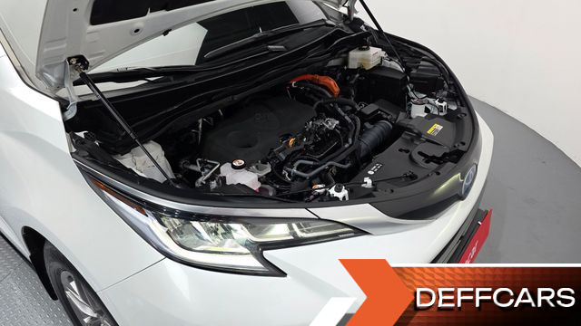 Toyota SIENNA 2.5 Hybrid AWD купить на сайте DeffCars