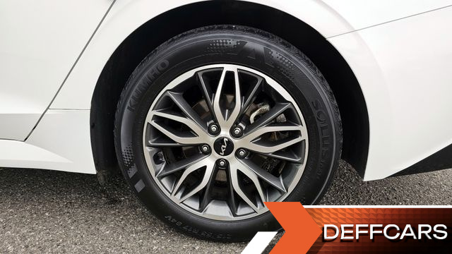 Kia K5 2.0 Prestige купить на сайте DeffCars