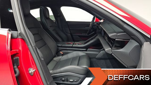 Porsche TAYCAN 4S купить на сайте DeffCars