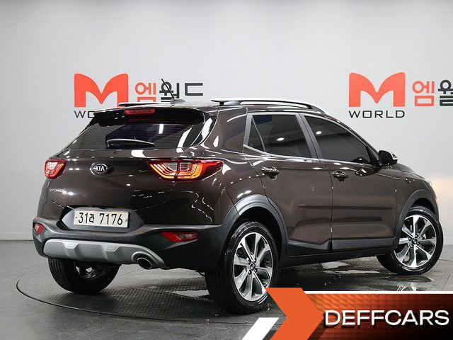Kia STONIC Diesel 1.6 Prestige купить на сайте DeffCars